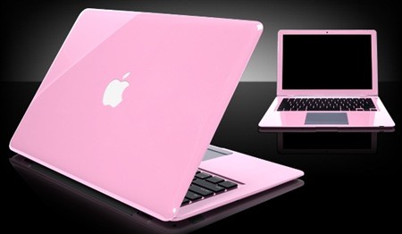Różowy laptop apple