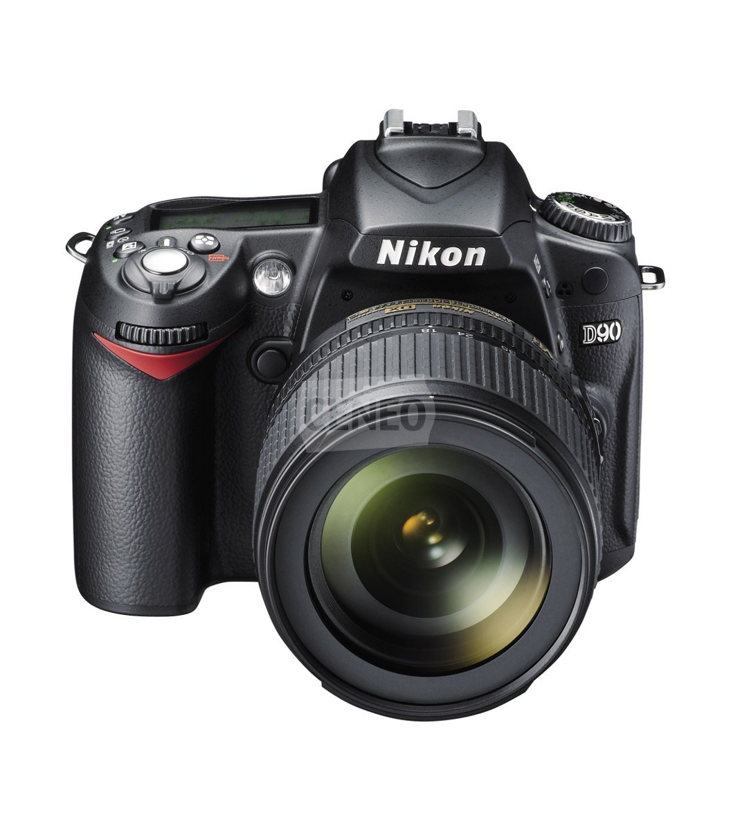 Lustrzanka Nikon D90 + AF-S DX 18-105mm VR