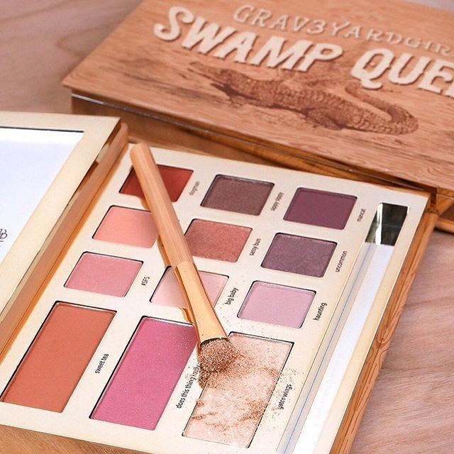 limited-edition Swamp Queen eye cheek palette with brush
