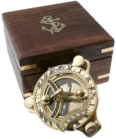 Zegar słoneczny z kompasem