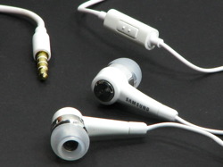słuchawki samsung białe 