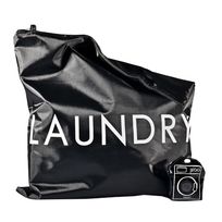 Modowa wyprawa NY, Torba na pranie    