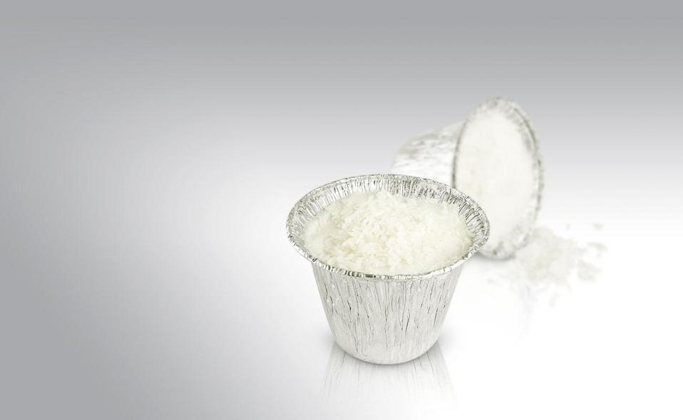 DO KĄPIELI: PRALINY KĄPIELOWE KOKOS (Z PŁATKAMI KOKOSOWYMI)