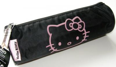 Hello Kitty Plaid - PIÓRNIK TUBA ------- PROMOCJA