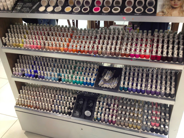 Lakiery do paznokci TopShop