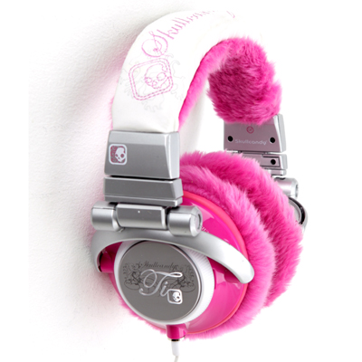Słuchawki z różowym futerkiem