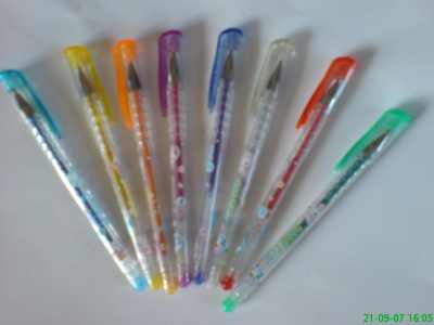 kolorowe długopisy