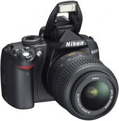 Nikon D3000 + ob. 18-55 VR,10 mpix