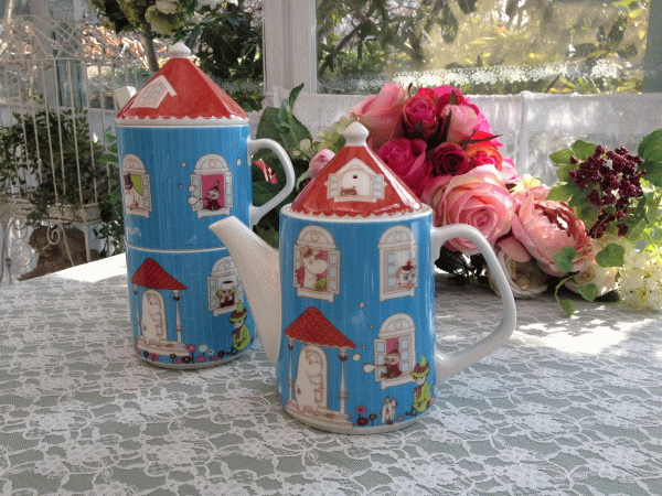 dzbanuszek z muminkami