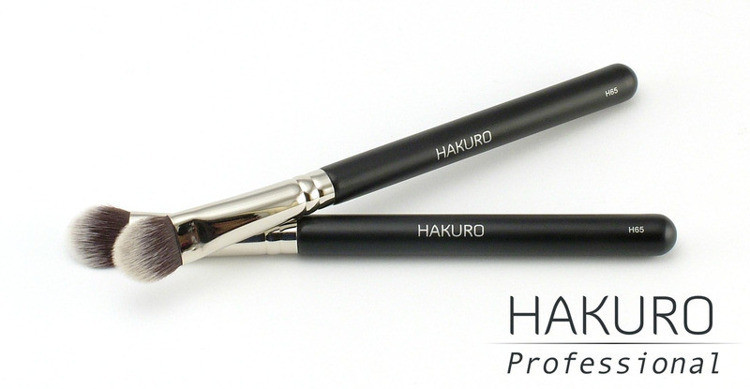 Hakuro H65 do nakładania cieni i korektora