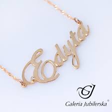 Pozłacany łańcuszek z imieniem