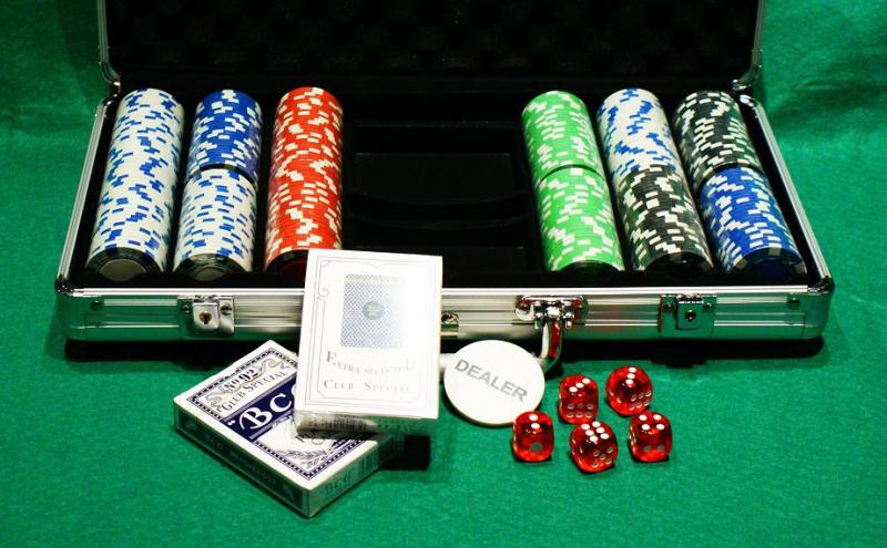 Zestaw do Pokera - Walizka 300