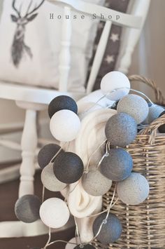 Szare cotton balls 35