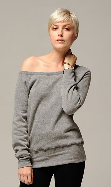 Bluza/sweter z odkrytym ramieniem